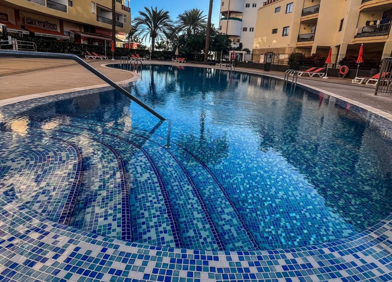 Luxory Dreamy Sunset, Seafront, Direct Access To The Promenade,Wifi,Pool,Free Parking Apartment Los Cristianos  Exterior photo