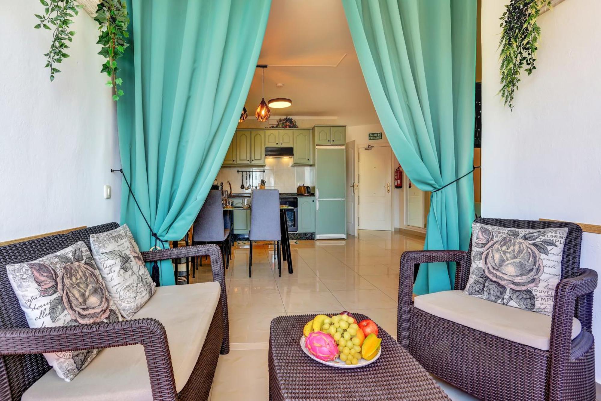 Luxory Dreamy Sunset, Seafront, Direct Access To The Promenade,Wifi,Pool,Free Parking Apartment Los Cristianos  Exterior photo