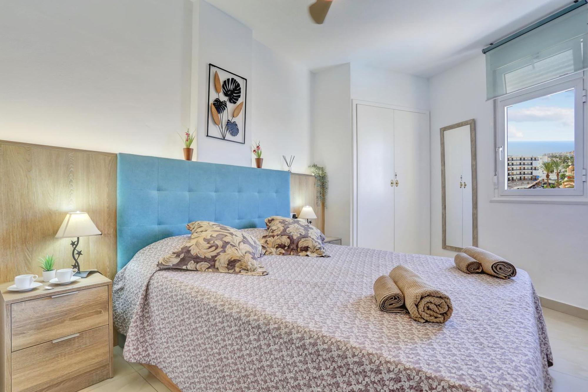 Luxory Dreamy Sunset, Seafront, Direct Access To The Promenade,Wifi,Pool,Free Parking Apartment Los Cristianos  Exterior photo