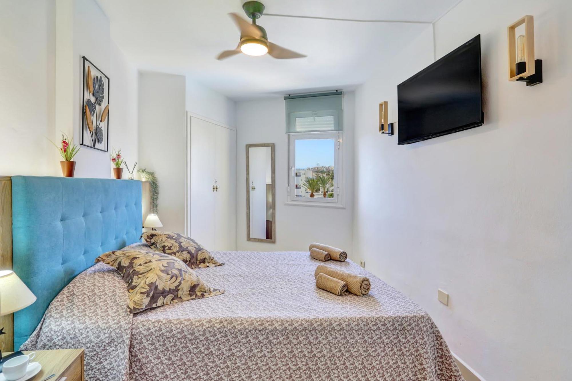Luxory Dreamy Sunset, Seafront, Direct Access To The Promenade,Wifi,Pool,Free Parking Apartment Los Cristianos  Exterior photo